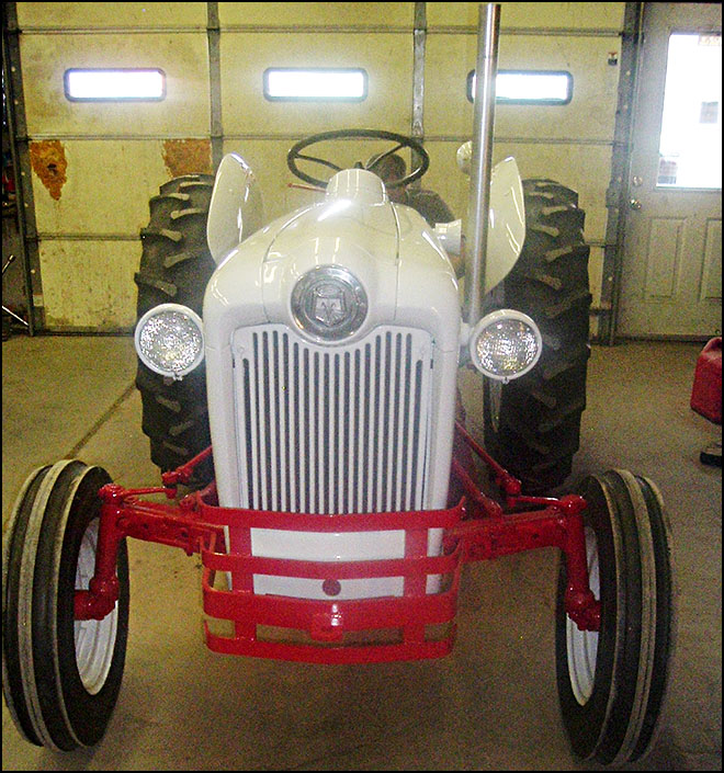 Don's Tractor Restoration of 1954 Ford NAA Fully Restored