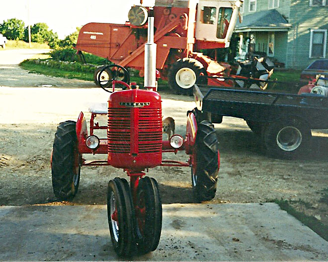 Don's Tractor Restoration of Farmall B Fully Restored